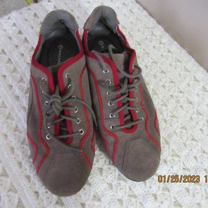 Ladies Rockport gray sneaker